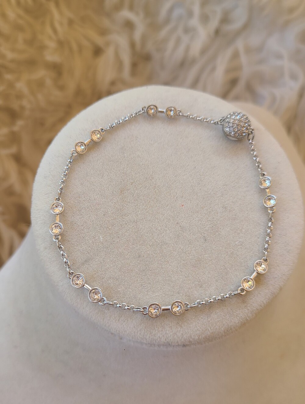 Swarovski Silver Toned Double Crystal Remix Bracelet-Excellent Condition Size L